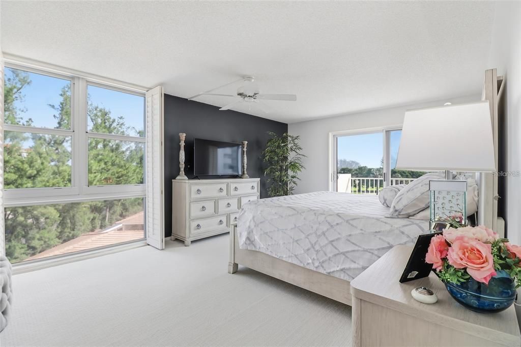 For Sale: $625,000 (2 beds, 2 baths, 1235 Square Feet)