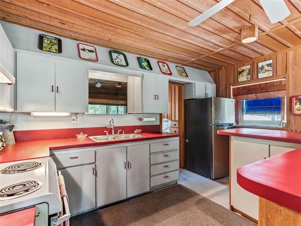 En Venta: $245,000 (2 camas, 1 baños, 1750 Pies cuadrados)