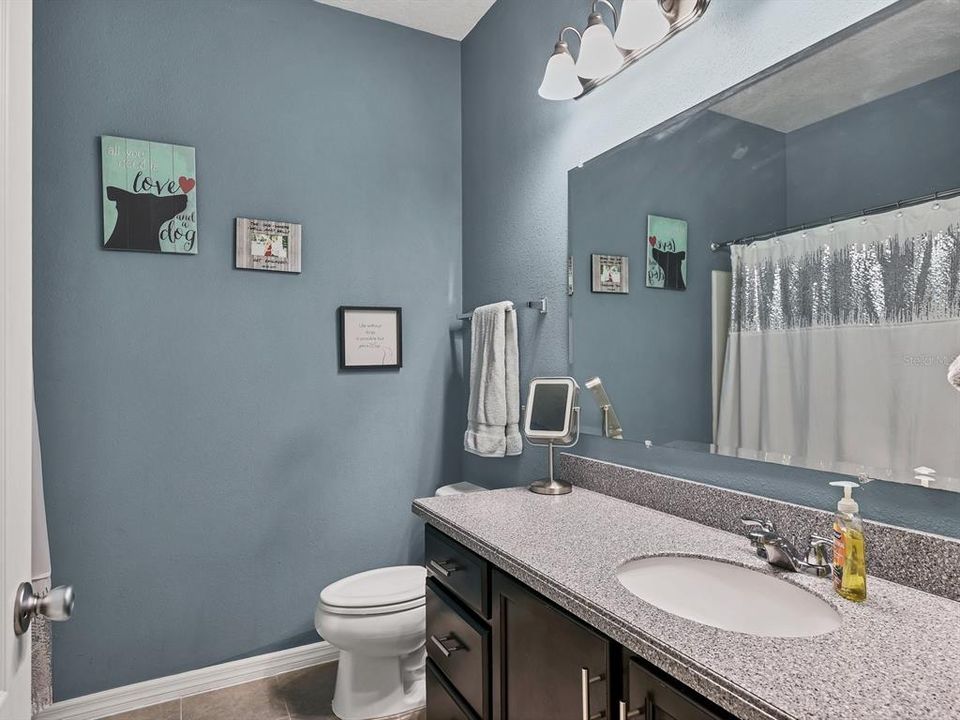 En Venta: $398,000 (3 camas, 2 baños, 1812 Pies cuadrados)