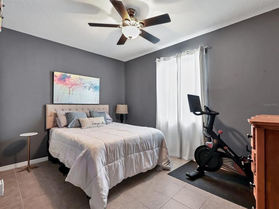 En Venta: $398,000 (3 camas, 2 baños, 1812 Pies cuadrados)
