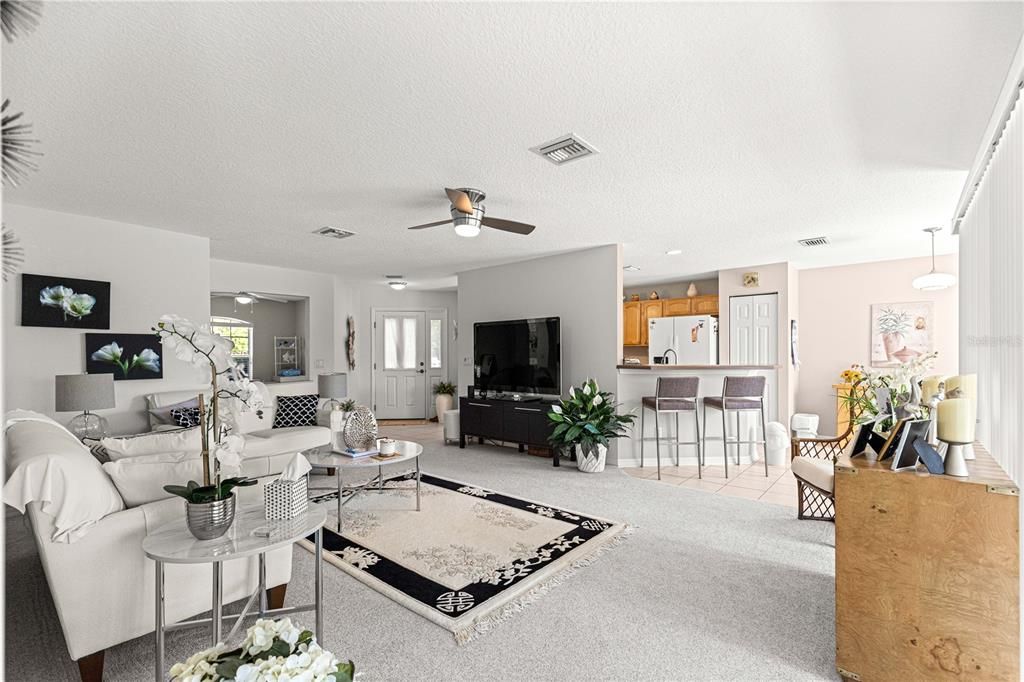 На продажу: $229,900 (2 спален, 2 ванн, 1505 Квадратных фут)