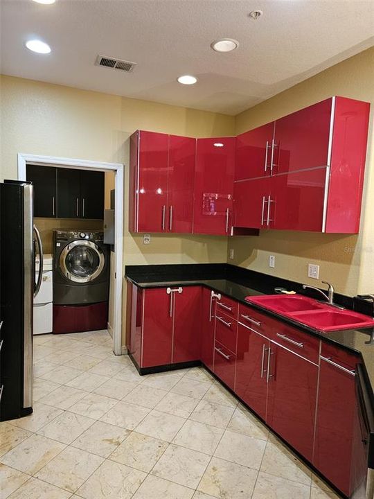 На продажу: $249,000 (3 спален, 2 ванн, 1495 Квадратных фут)