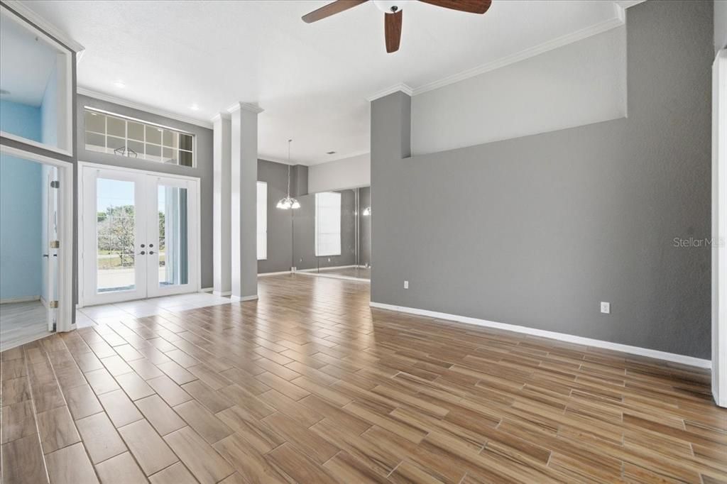 En Venta: $447,750 (4 camas, 2 baños, 2729 Pies cuadrados)