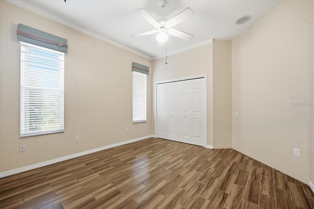 En Venta: $447,750 (4 camas, 2 baños, 2729 Pies cuadrados)