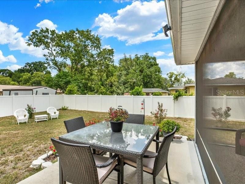На продажу: $284,900 (3 спален, 2 ванн, 1368 Квадратных фут)