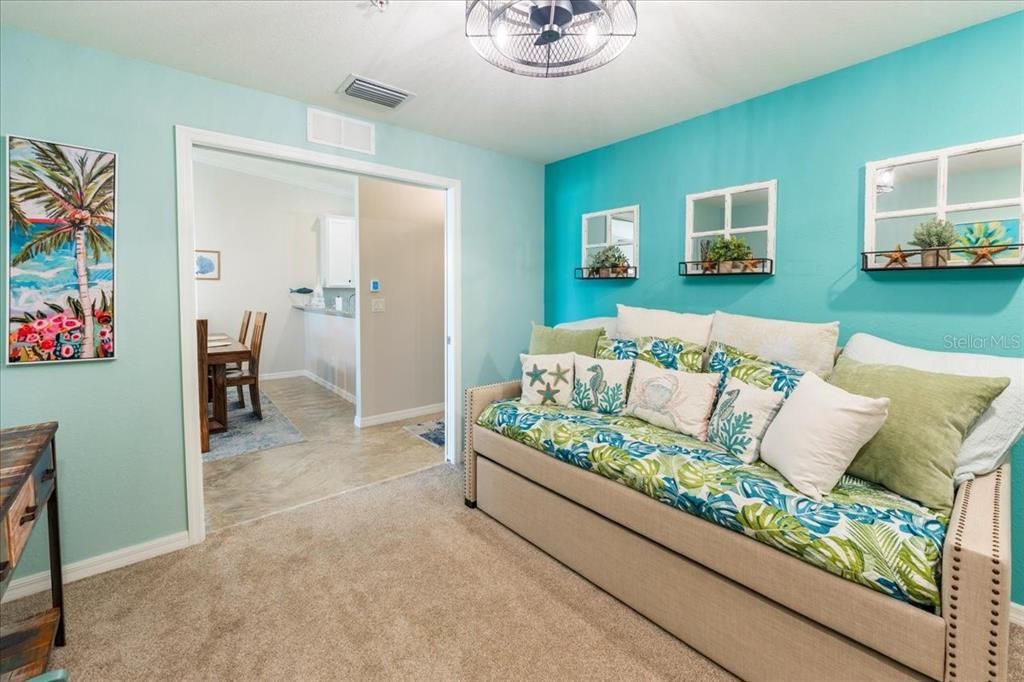 For Sale: $439,000 (2 beds, 2 baths, 1329 Square Feet)