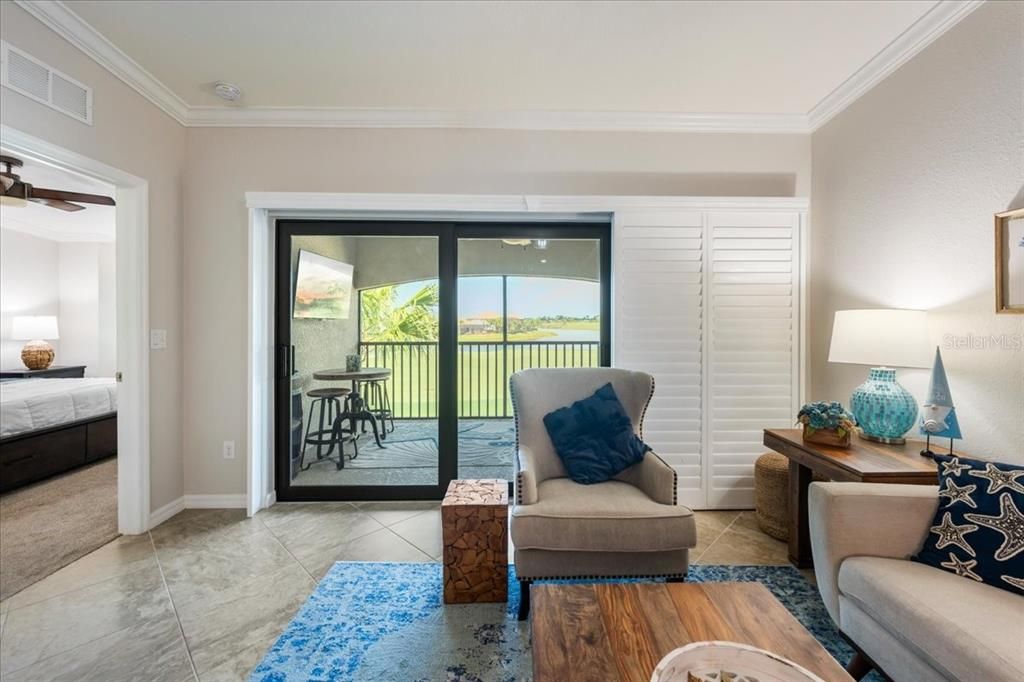 For Sale: $439,000 (2 beds, 2 baths, 1329 Square Feet)
