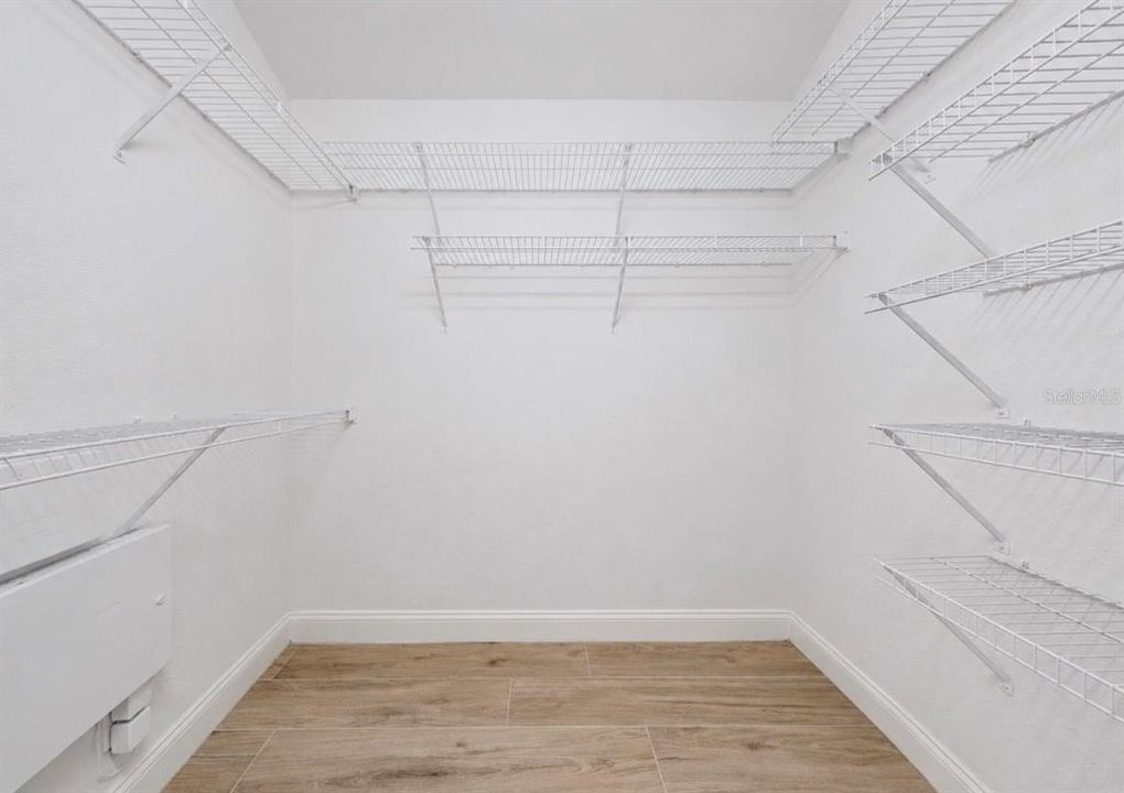 На продажу: $345,000 (3 спален, 2 ванн, 1786 Квадратных фут)