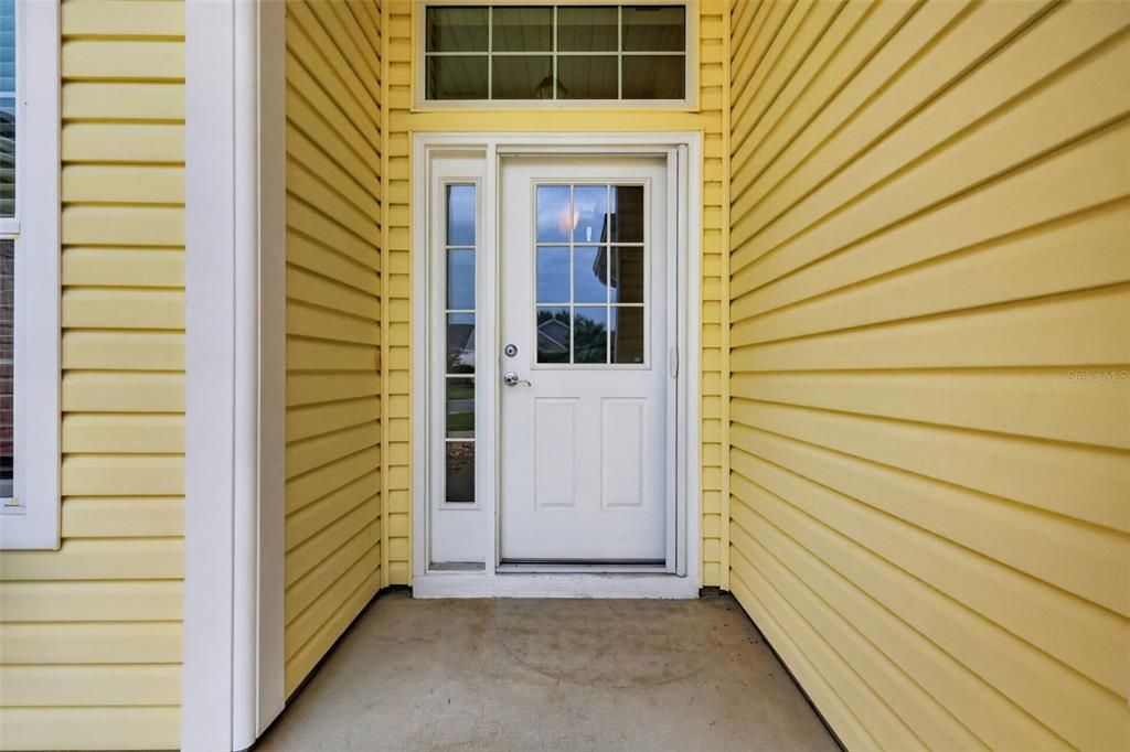 For Sale: $425,000 (3 beds, 2 baths, 2039 Square Feet)