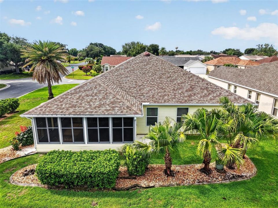 For Sale: $425,000 (3 beds, 2 baths, 2039 Square Feet)