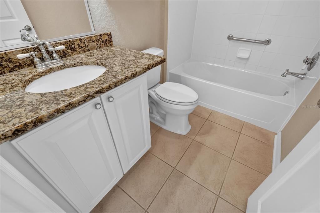 For Sale: $425,000 (3 beds, 2 baths, 2039 Square Feet)