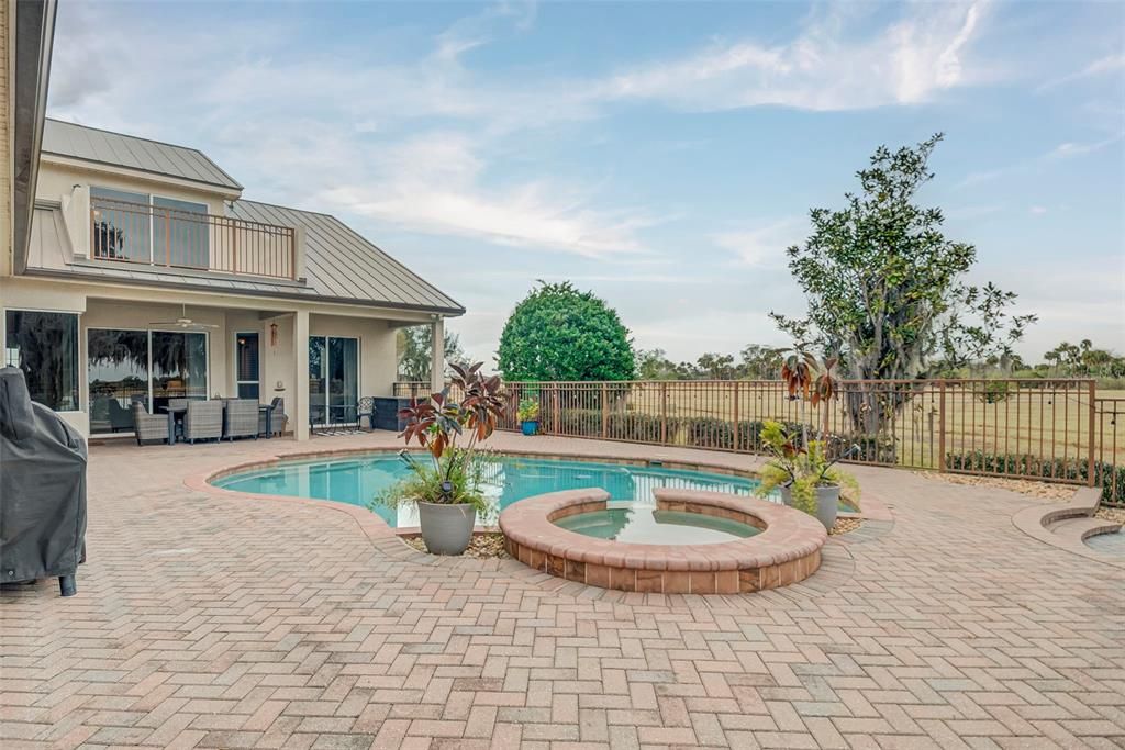 For Sale: $1,029,000 (4 beds, 3 baths, 4488 Square Feet)
