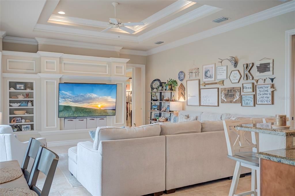 For Sale: $1,029,000 (4 beds, 3 baths, 4488 Square Feet)