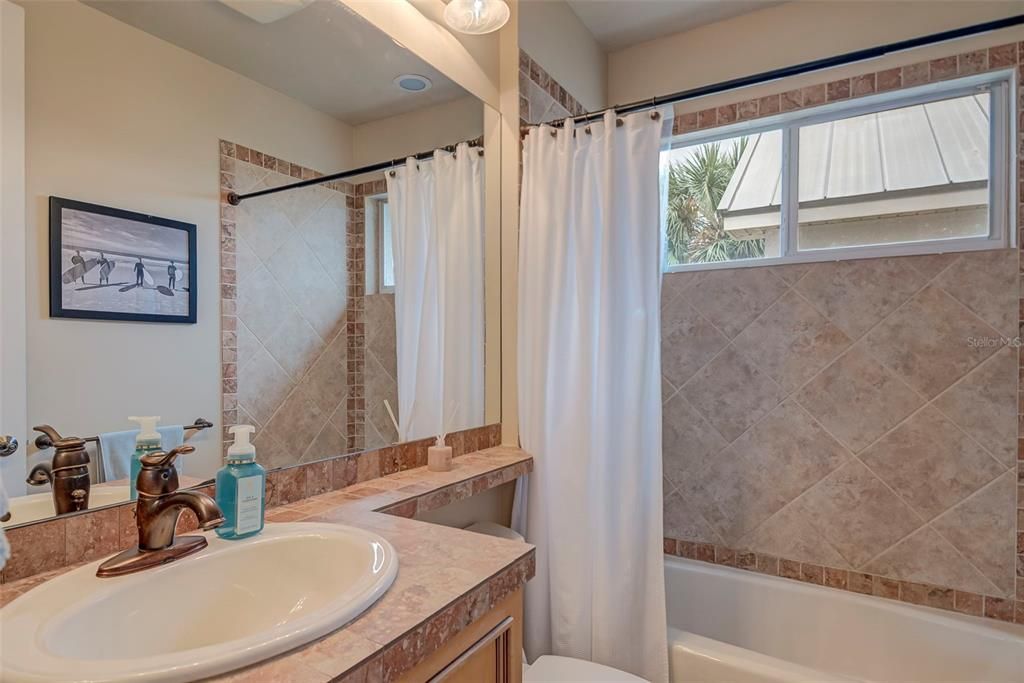 For Sale: $1,029,000 (4 beds, 3 baths, 4488 Square Feet)