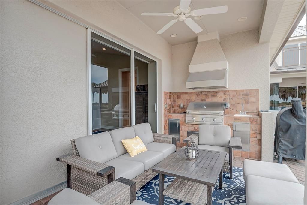 For Sale: $1,029,000 (4 beds, 3 baths, 4488 Square Feet)