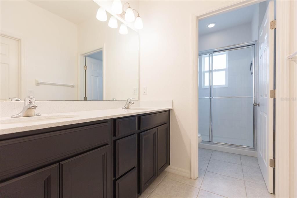 For Sale: $245,000 (3 beds, 2 baths, 1604 Square Feet)