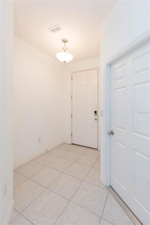 For Sale: $245,000 (3 beds, 2 baths, 1604 Square Feet)