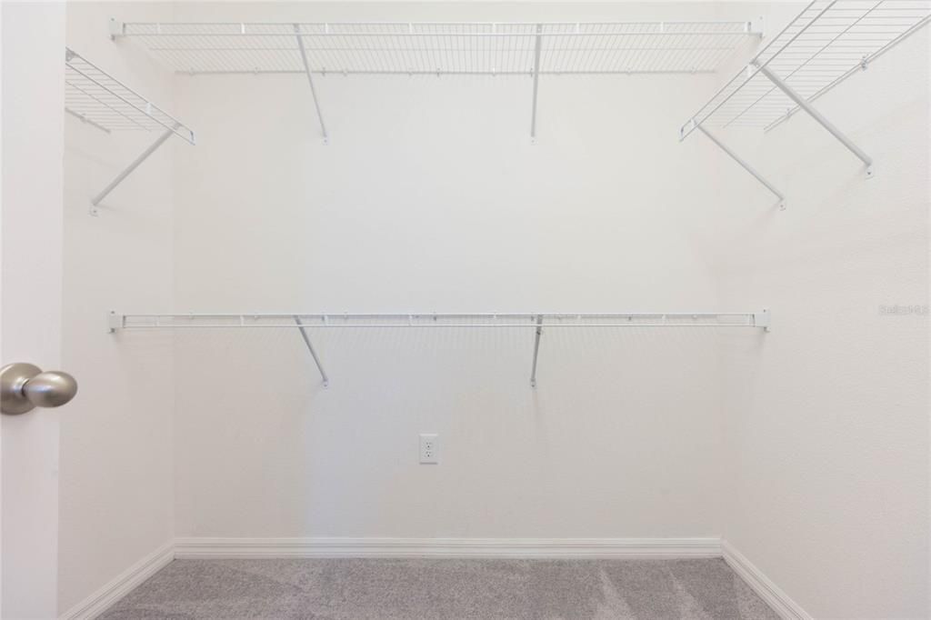 For Sale: $245,000 (3 beds, 2 baths, 1604 Square Feet)