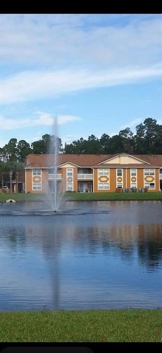 For Rent: $1,400 (1 beds, 1 baths, 781 Square Feet)