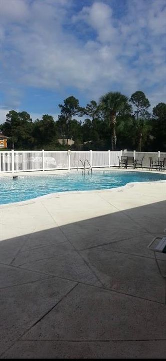 For Rent: $1,400 (1 beds, 1 baths, 781 Square Feet)