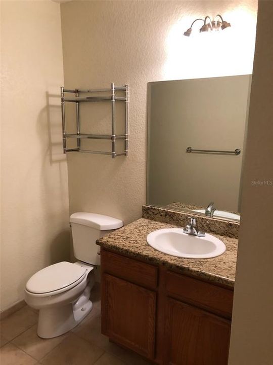 For Rent: $1,400 (1 beds, 1 baths, 781 Square Feet)