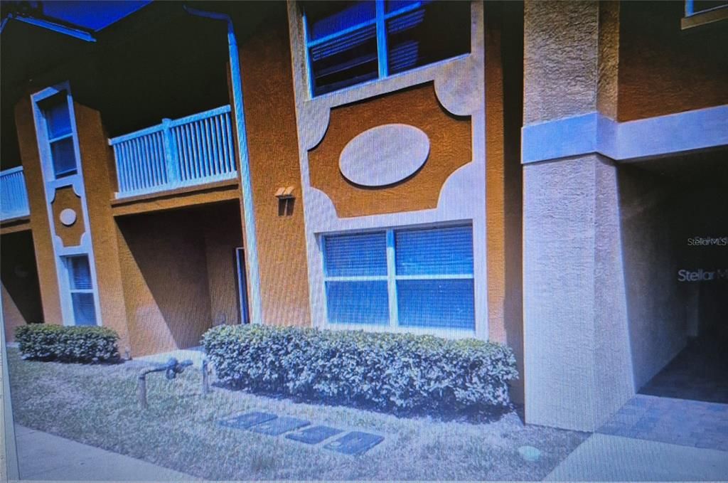 For Rent: $1,400 (1 beds, 1 baths, 781 Square Feet)