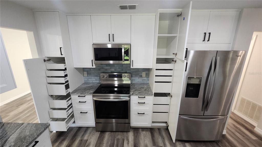 На продажу: $435,000 (3 спален, 2 ванн, 1484 Квадратных фут)