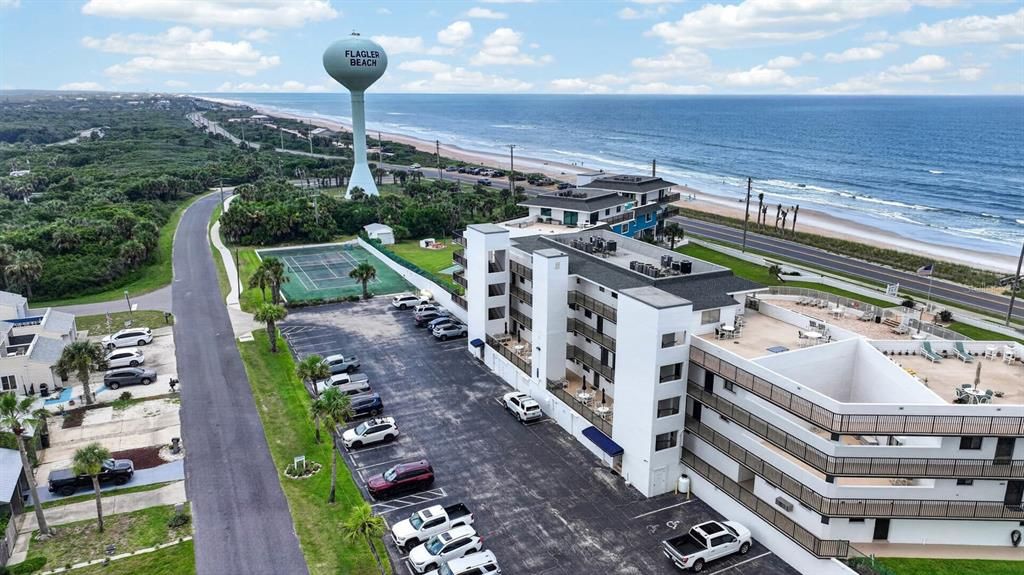 На продажу: $385,000 (2 спален, 2 ванн, 1201 Квадратных фут)