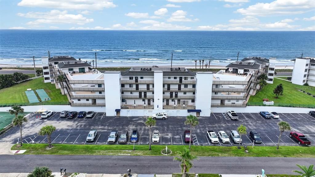 На продажу: $385,000 (2 спален, 2 ванн, 1201 Квадратных фут)