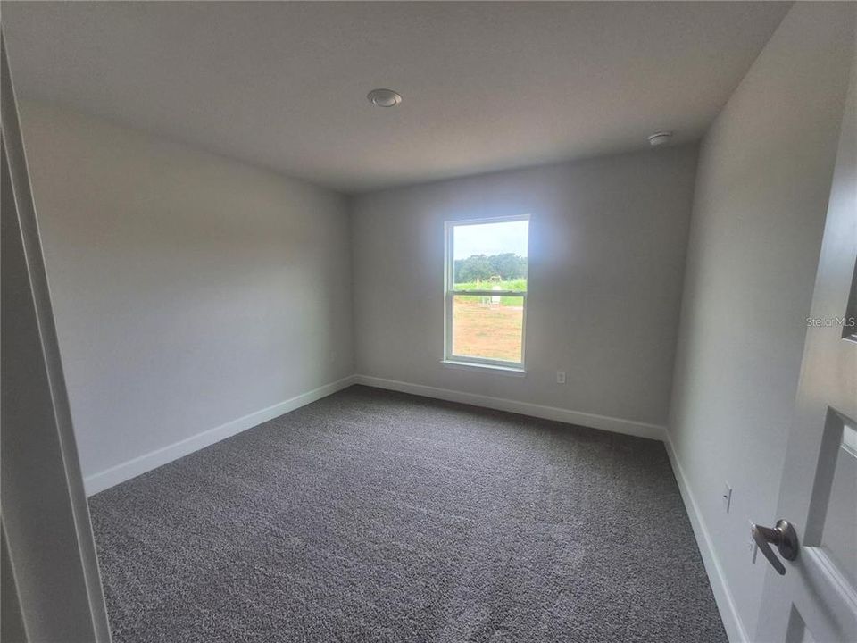 En Venta: $552,850 (4 camas, 2 baños, 2330 Pies cuadrados)