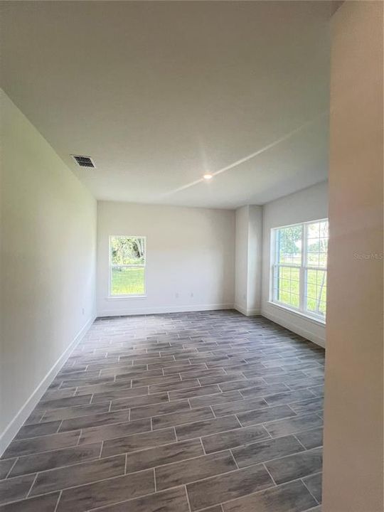 For Sale: $552,850 (4 beds, 2 baths, 2330 Square Feet)