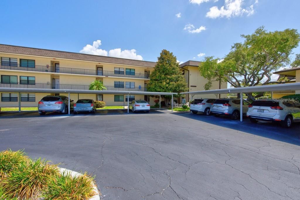 For Sale: $230,000 (3 beds, 2 baths, 1415 Square Feet)