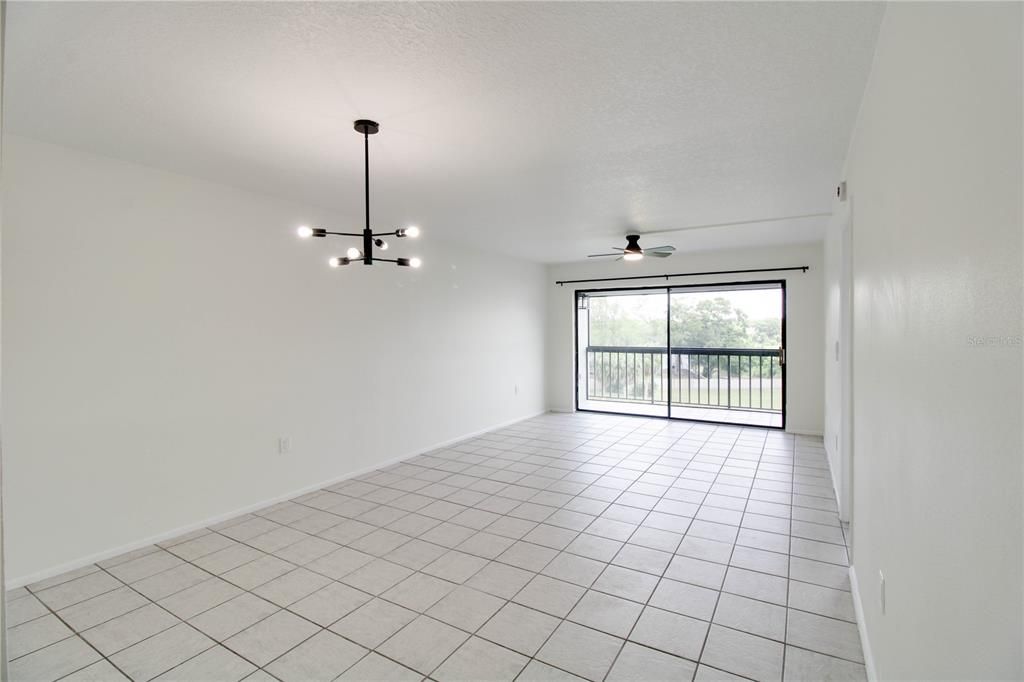 В аренду: $1,695 (2 спален, 2 ванн, 1001 Квадратных фут)