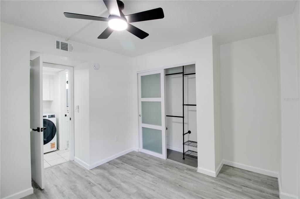 В аренду: $1,695 (2 спален, 2 ванн, 1001 Квадратных фут)