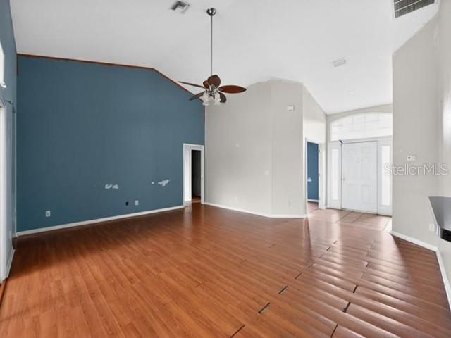 En Venta: $190,800 (3 camas, 3 baños, 2160 Pies cuadrados)