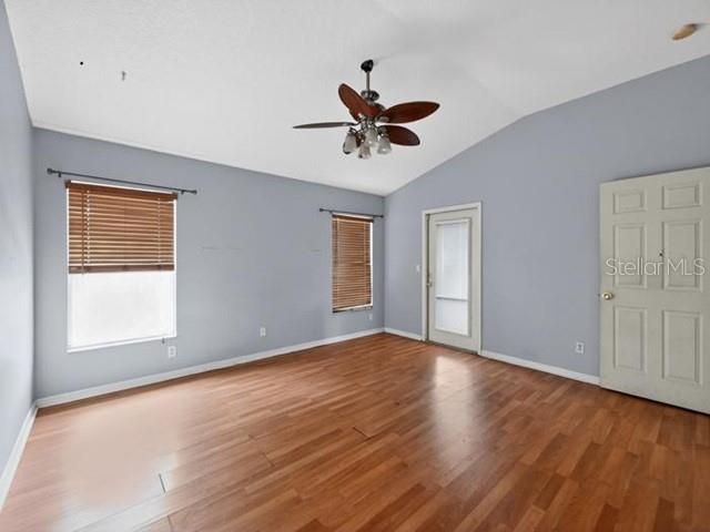 En Venta: $190,800 (3 camas, 3 baños, 2160 Pies cuadrados)