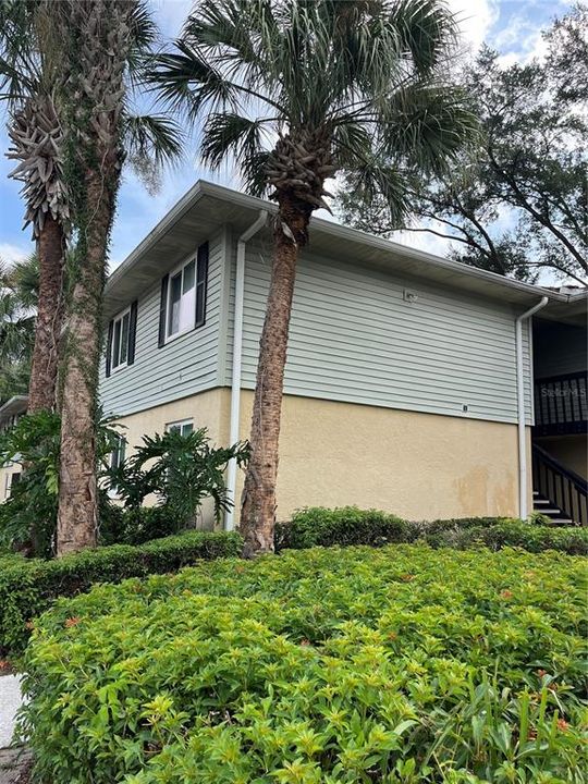 For Rent: $1,550 (2 beds, 2 baths, 918 Square Feet)