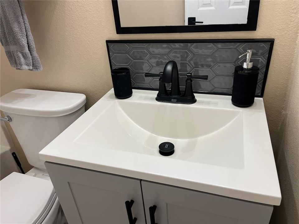 For Rent: $1,550 (2 beds, 2 baths, 918 Square Feet)