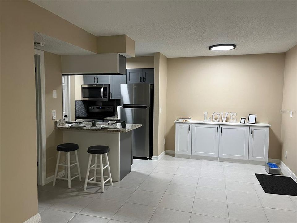 For Rent: $1,550 (2 beds, 2 baths, 918 Square Feet)