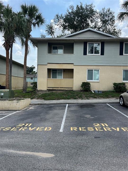 For Rent: $1,550 (2 beds, 2 baths, 918 Square Feet)