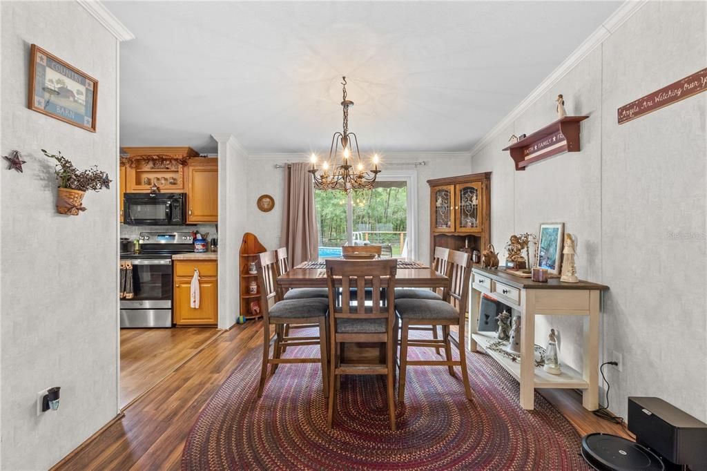 На продажу: $325,000 (3 спален, 2 ванн, 1920 Квадратных фут)
