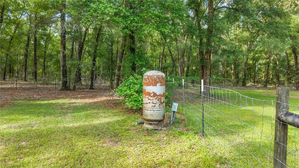 На продажу: $325,000 (3 спален, 2 ванн, 1920 Квадратных фут)