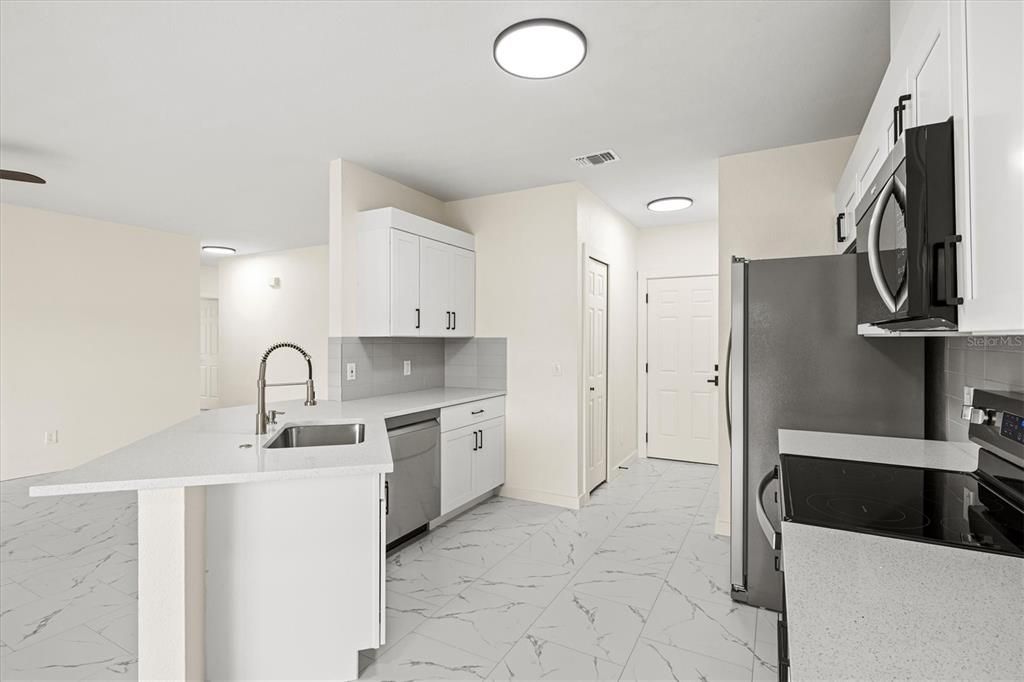 Active With Contract: $300,000 (4 beds, 2 baths, 1404 Square Feet)