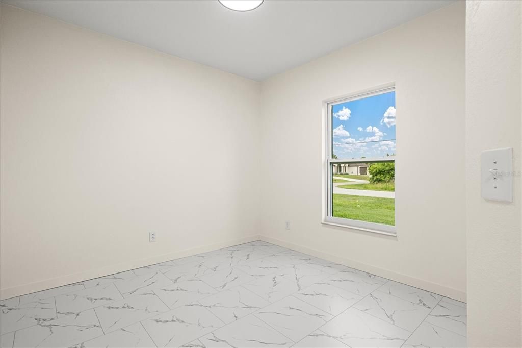 Active With Contract: $300,000 (4 beds, 2 baths, 1404 Square Feet)