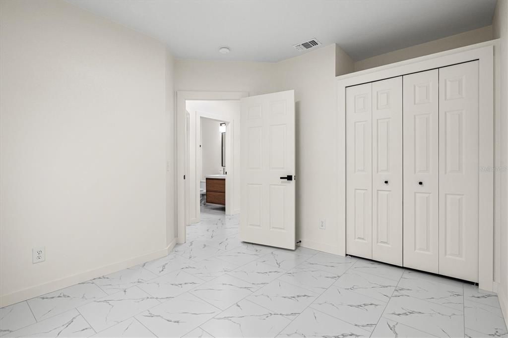 Active With Contract: $300,000 (4 beds, 2 baths, 1404 Square Feet)