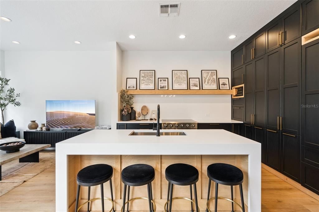 For Sale: $875,000 (3 beds, 2 baths, 2158 Square Feet)