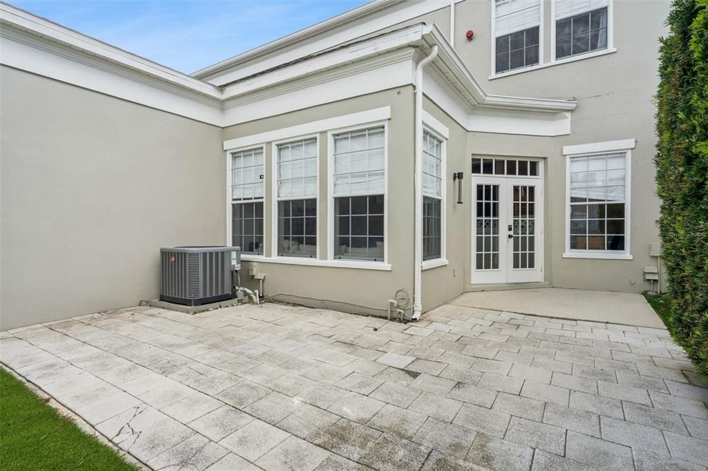 For Sale: $875,000 (3 beds, 2 baths, 2158 Square Feet)