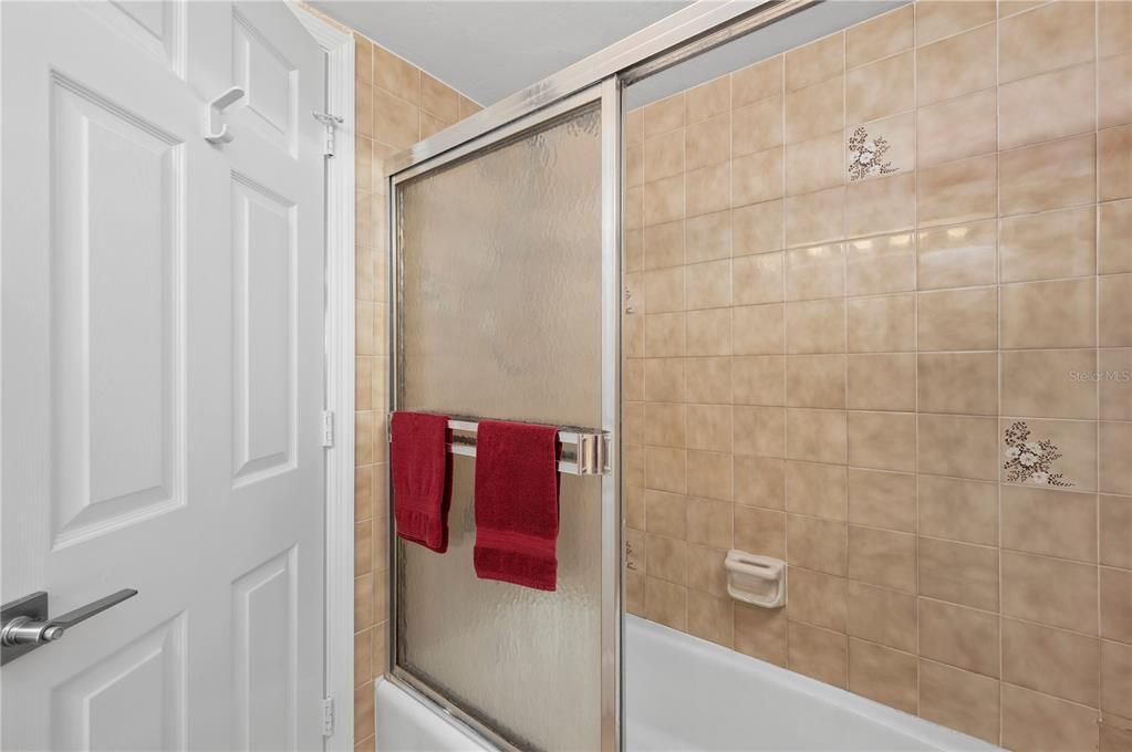 En Venta: $167,900 (2 camas, 2 baños, 1447 Pies cuadrados)