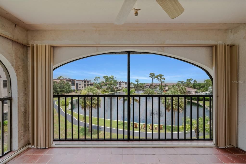 En Venta: $167,900 (2 camas, 2 baños, 1447 Pies cuadrados)