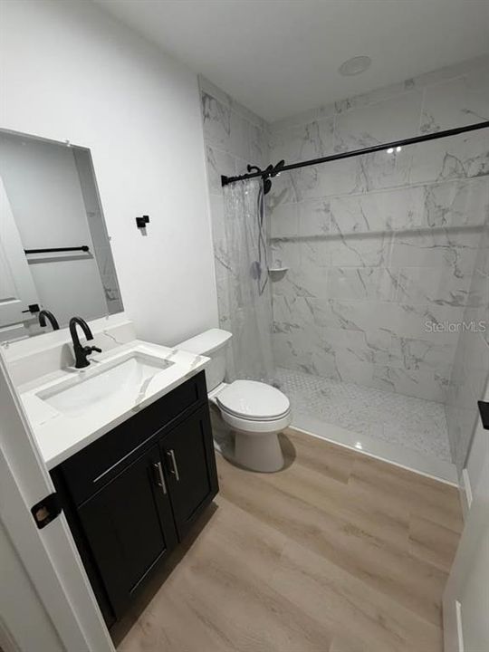 For Sale: $259,500 (3 beds, 2 baths, 1011 Square Feet)